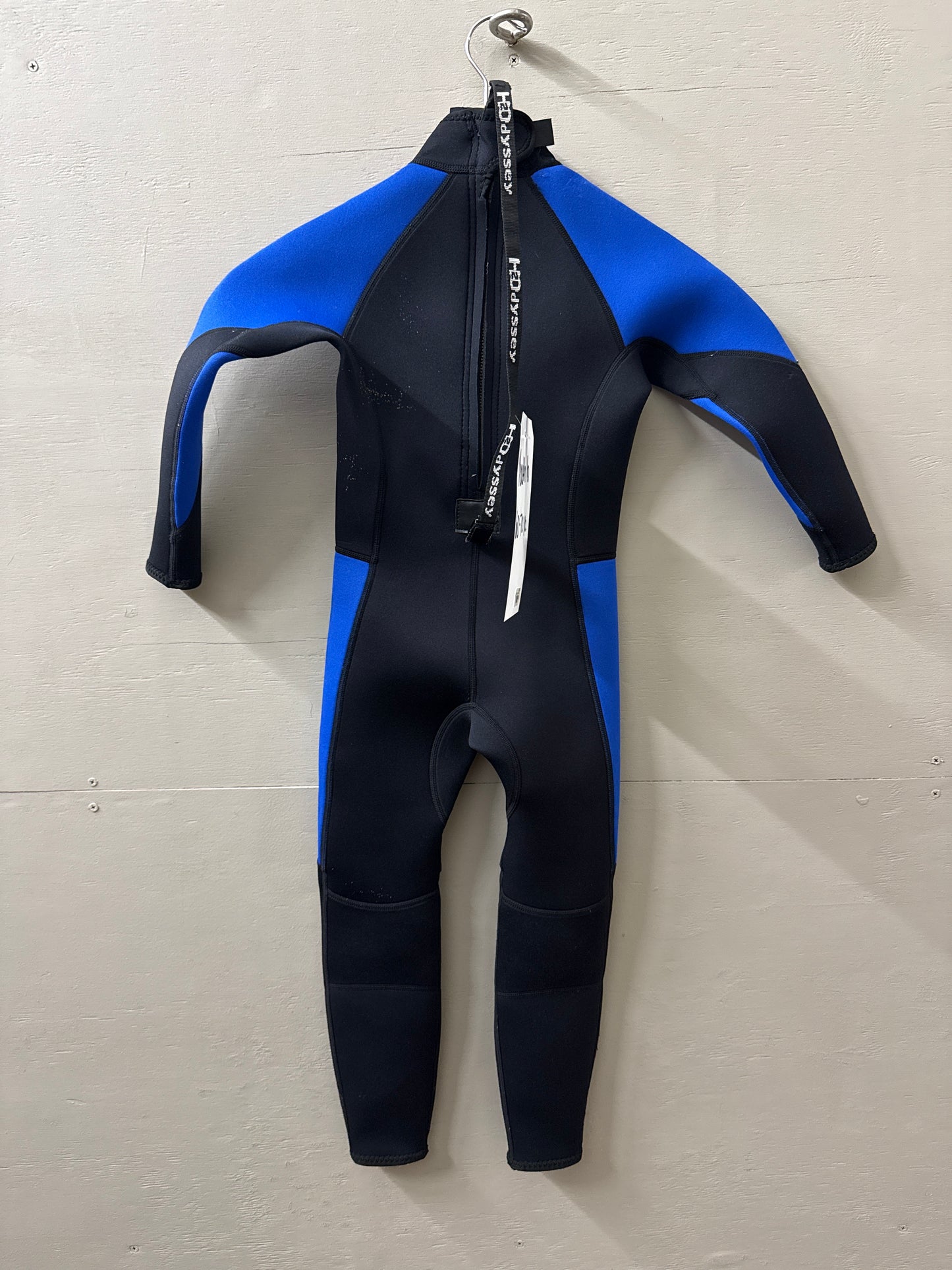Used Youth 6 3/2M H2 Odessey Wetsuit - Size 6 (4'1"–4'4" | 50–65 LBS) - Good