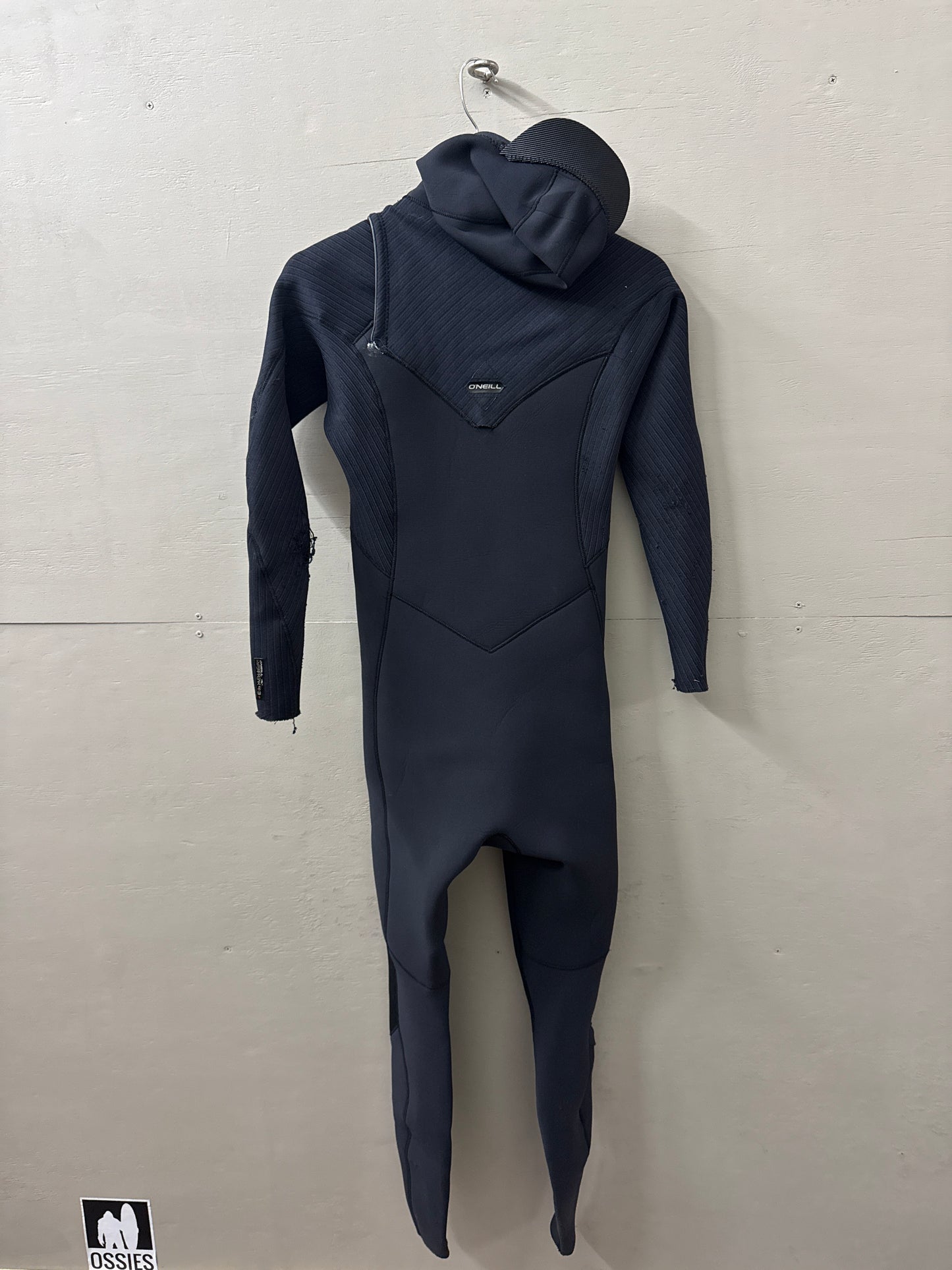 USED Men's 4/3MM Oneill Hyperfreak Wetsuit - Size MT (5'11-6'1" | 155-175 lbs) - Fair
