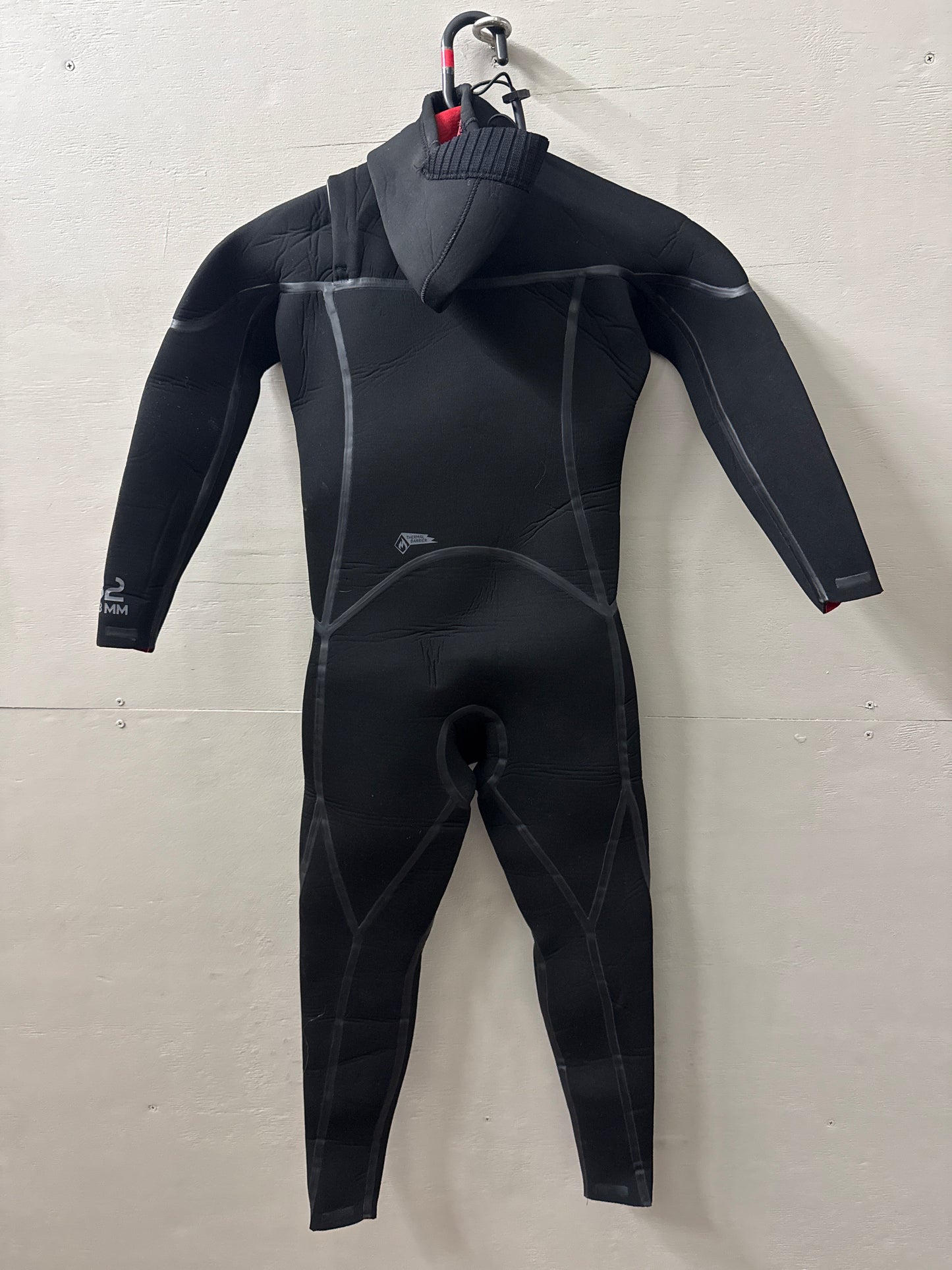 Used Youth 5/4MM Buell Wetsuit - Size 10 (4'7"–4'10" | 75–90 lbs) - Like New