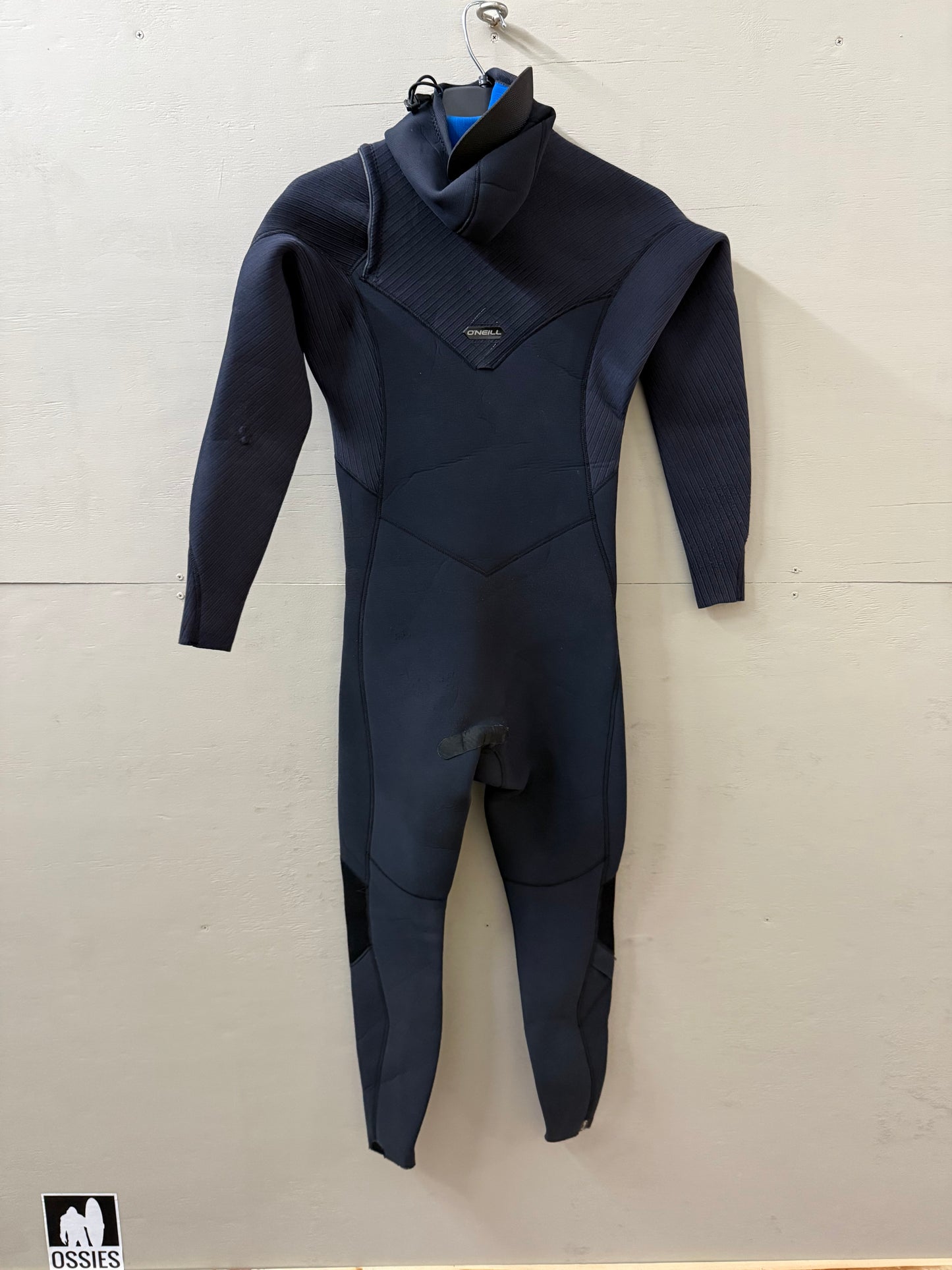 Used Men's O'Neill Hyperfreak+ 4/3 Wetsuit - Size Large (5'10"–6'0" / 170–190 lbs)