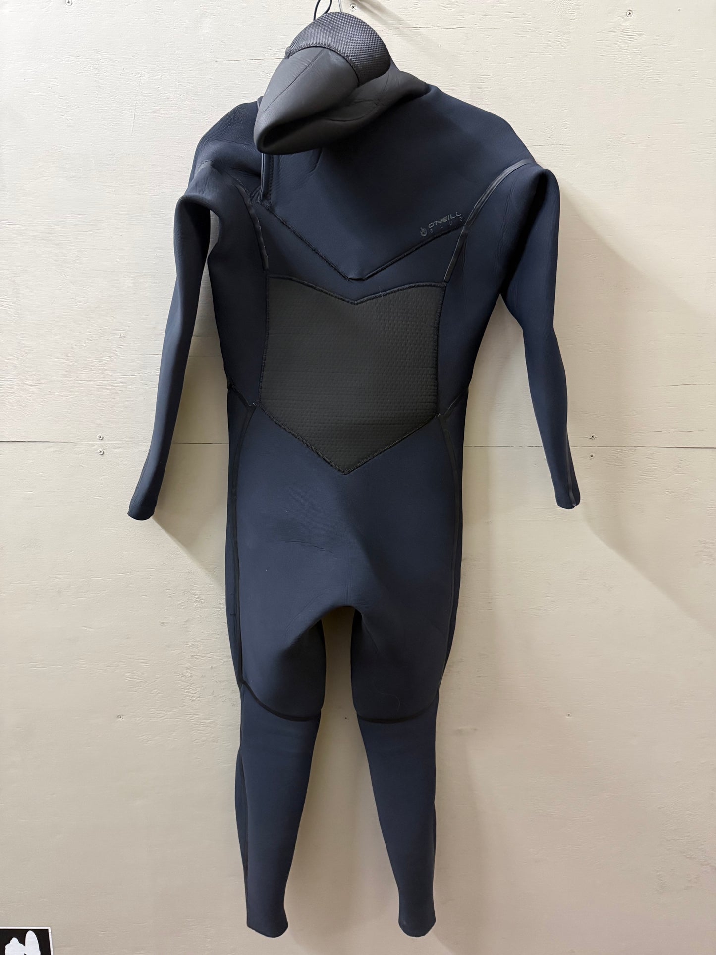 Used Mens Oneill Psychotech 5.5/4+ L (5'10"-6'0" | 170-190 lbs)
