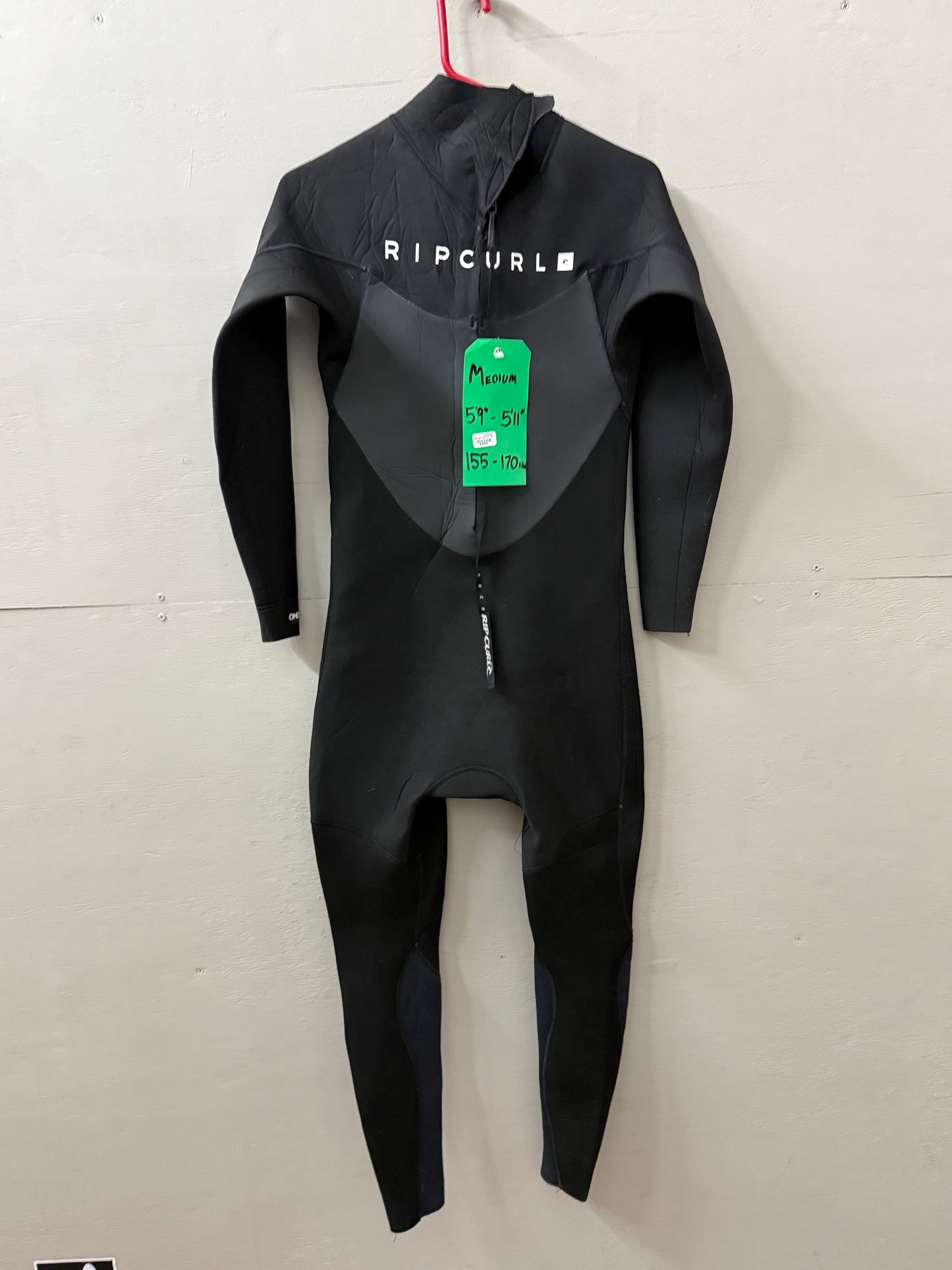 Used Mens Rip Curl 4/3 Non Hooded Size M (5'9"-5'11" | 155-170 lbs)