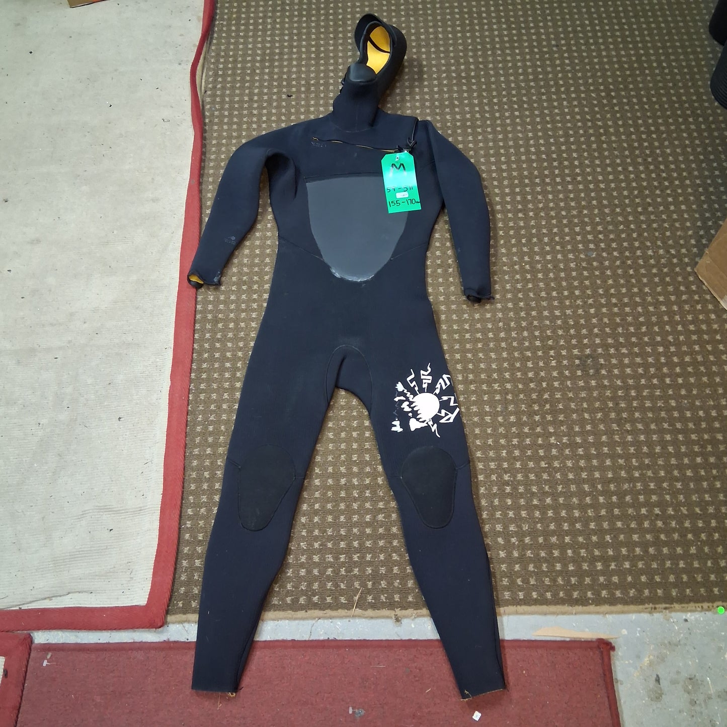 USED M 6/5 XCEL HOODED