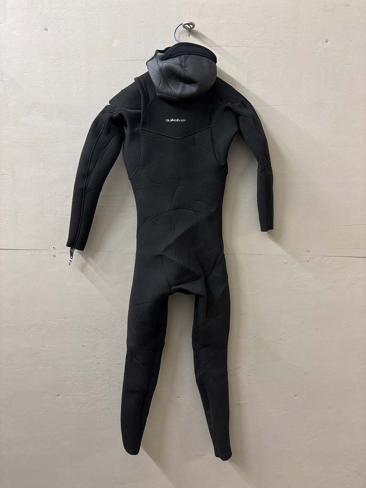 USED Youth 4/3MM Quiksilver Wetsuit - Size Youth 16 (5'4"–5'7" | 120–135 lbs) - Good