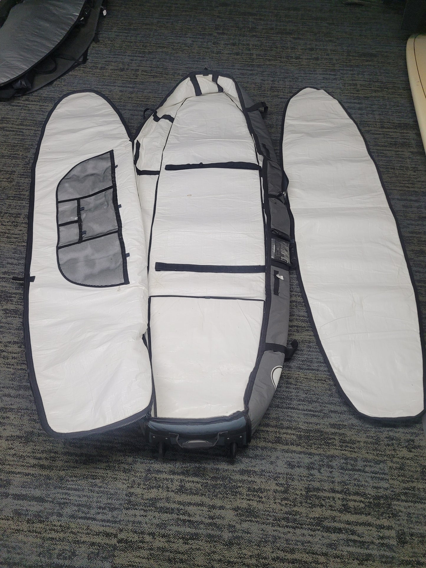 Used 8'0 Prolite Wheeled Surfboard Coffin Bag hold 3-4 boards