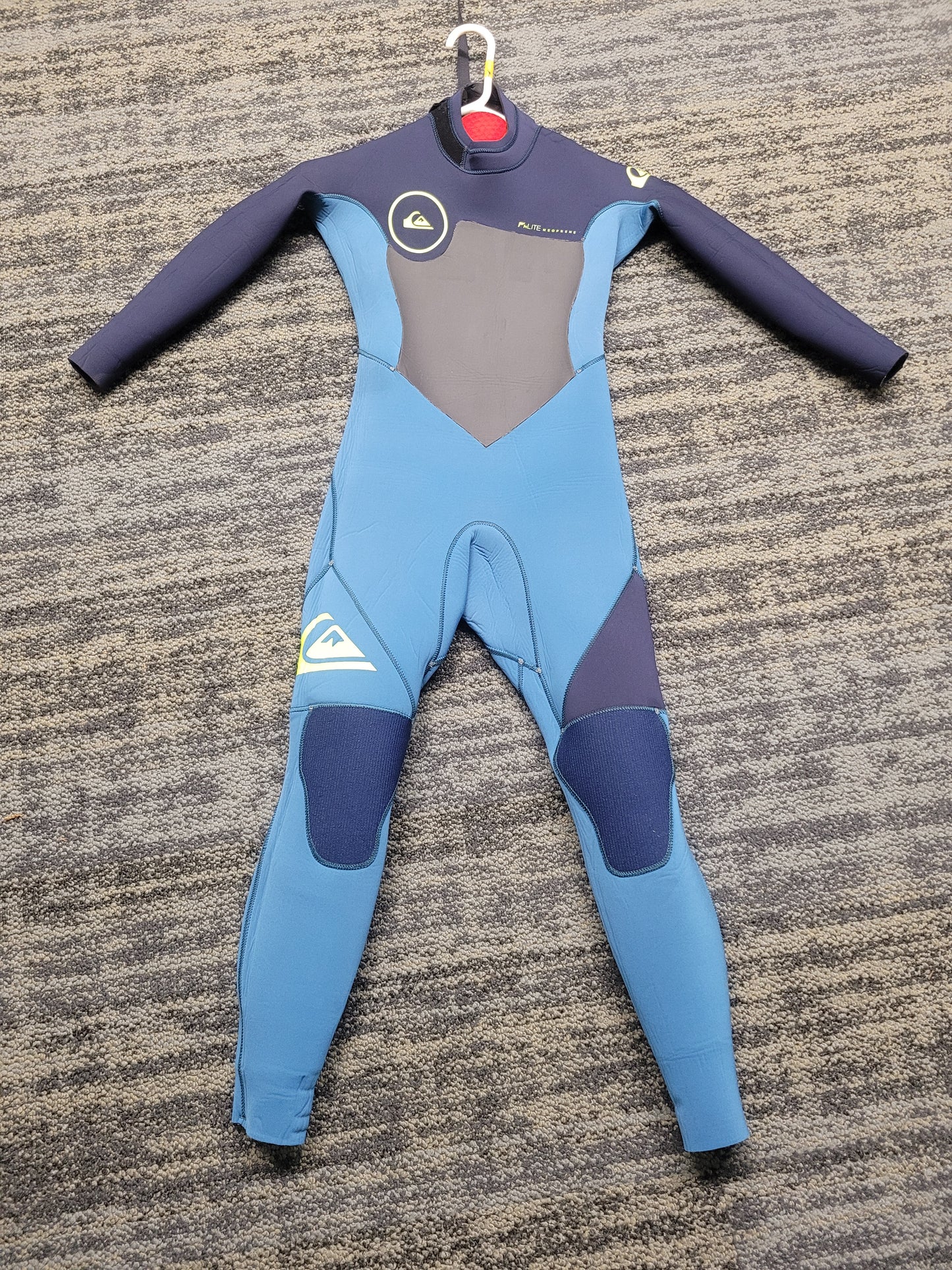 Used 4/3 K8 Quiksilver