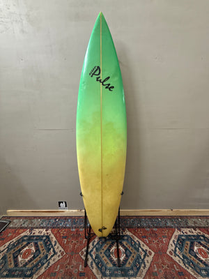Vintage Ocean Pulse Step Up 6'7" x 18.75" x 2.5" | Surfboard USED