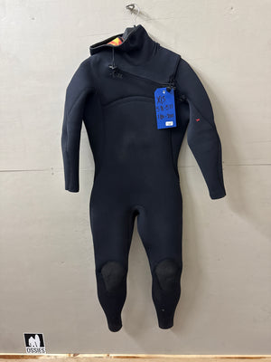 USED Men's 5.5/4MM Xcel CompX Hooded Wetsuit - Size XLS (5'8"-5'11 | 180-200 lbs) - Fair