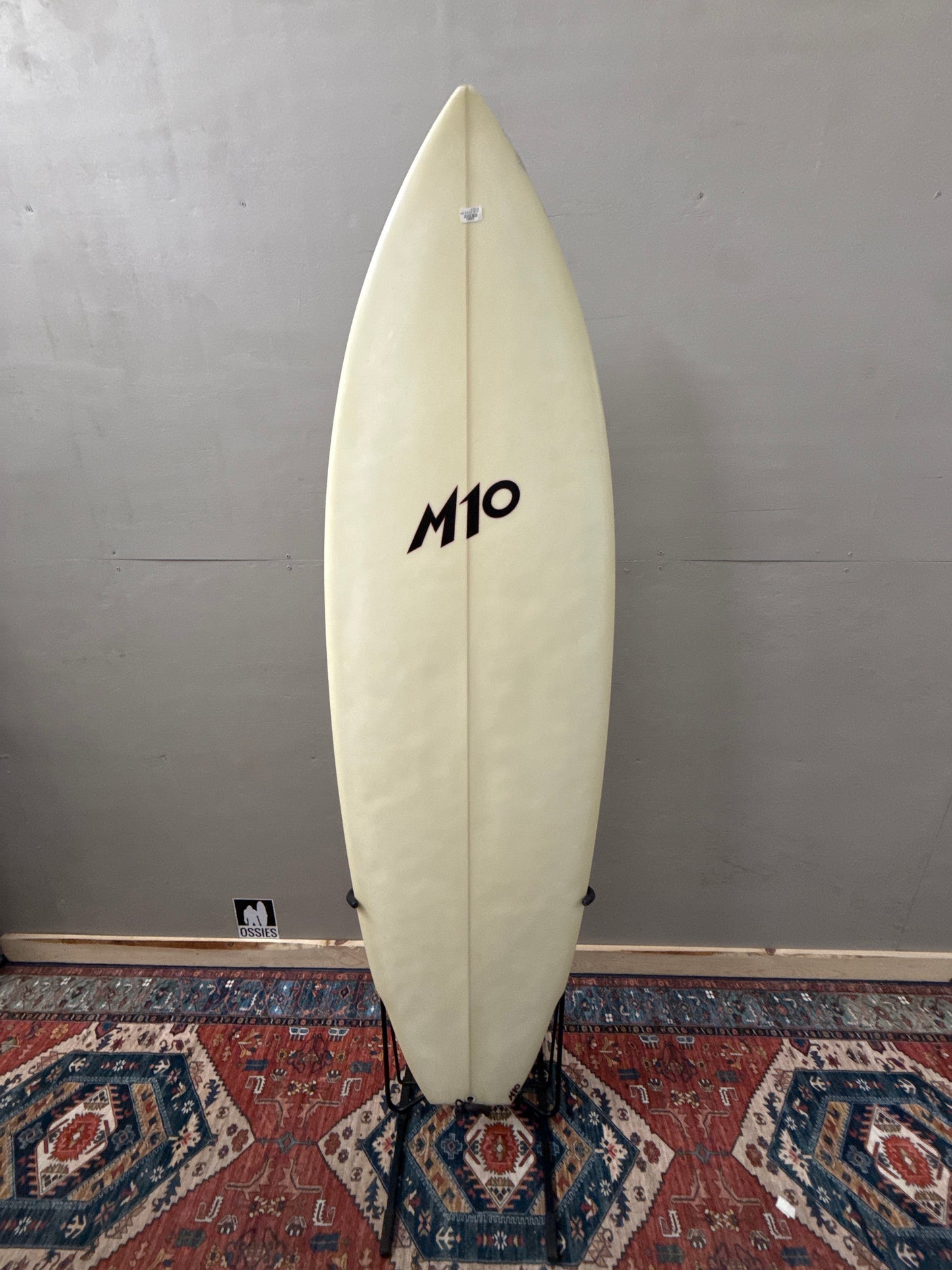 M10 Bat Tail 5'10" x 20" x 2.5" | Surfboard USED