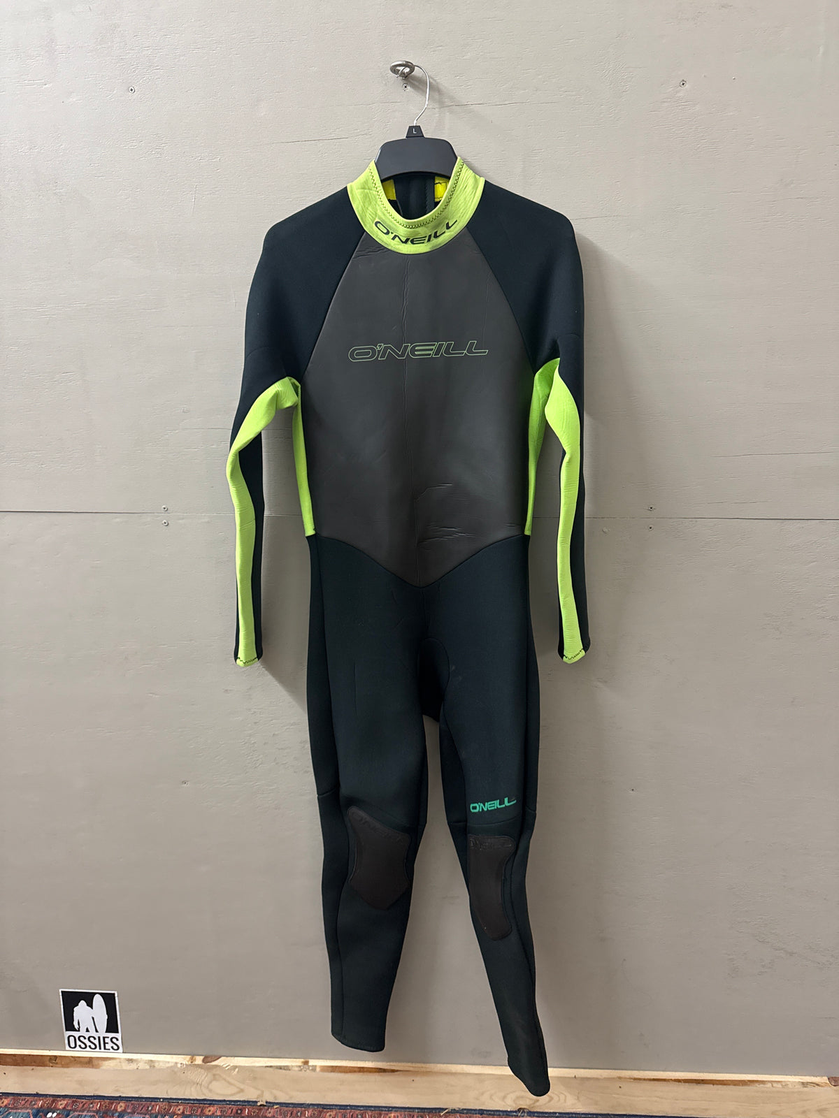 Men's 3/2MM Oneill Backzip Wetsuit - Size M (5'9"-5'11" | 155-170 lbs) - Good