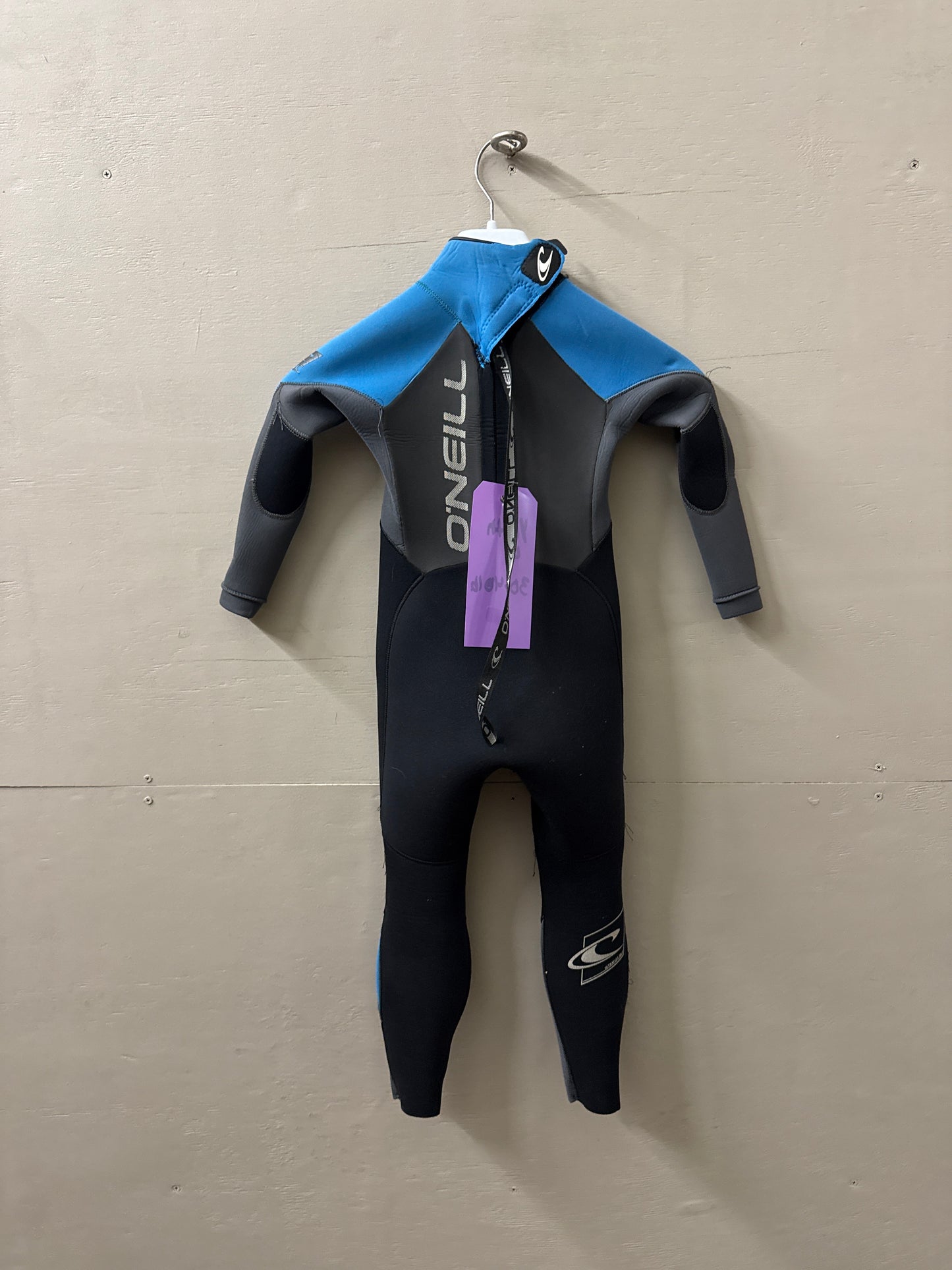 USED Youth 4/3MM Oneill Wetsuit - Size 4 (3'10"–4'1" | 40–55 lbs) - Good