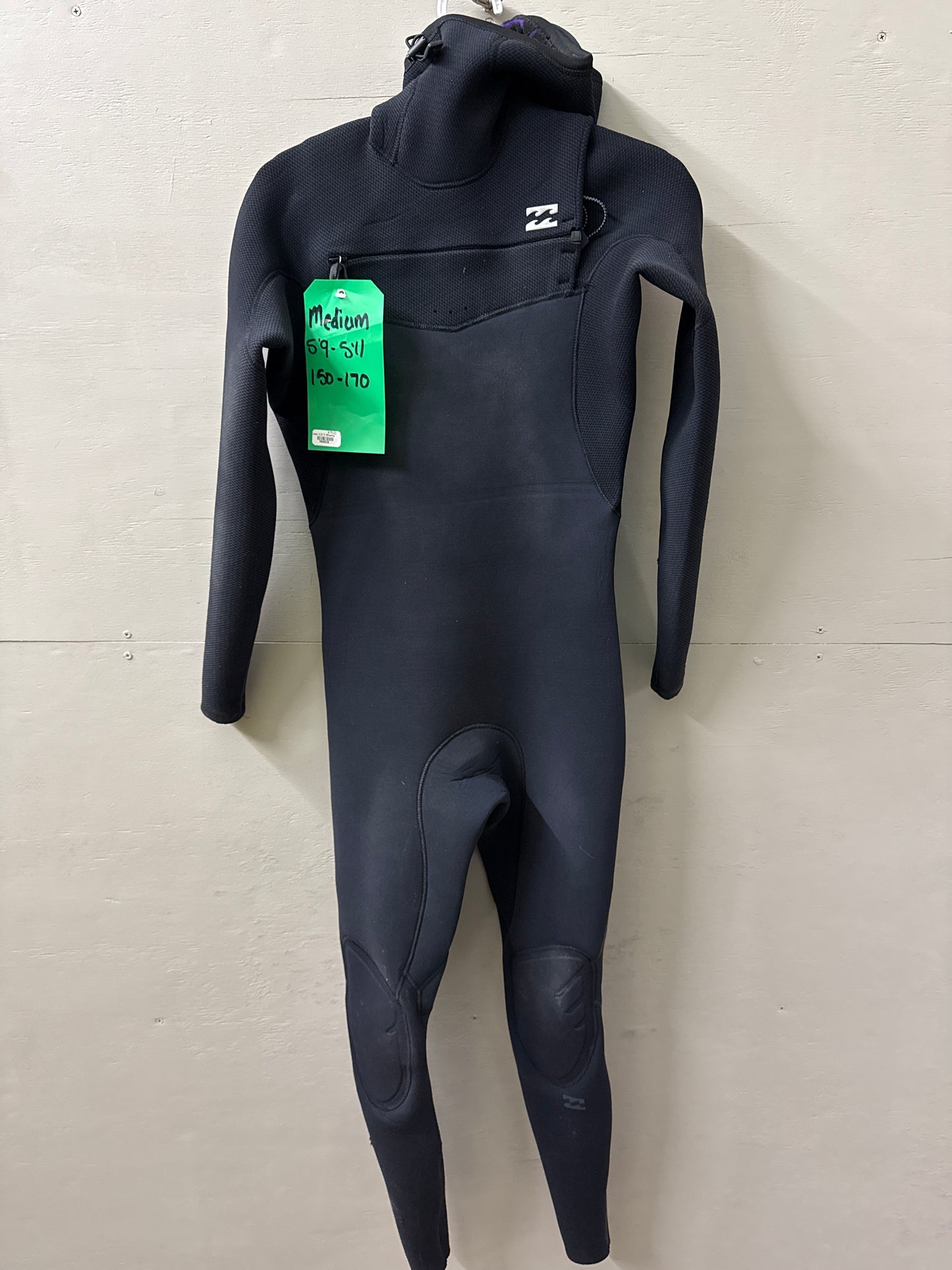 Used Mens 4/3MM Billabong - Size M (5'9"-5'11" | 155-170 lbs) - Needs Repair