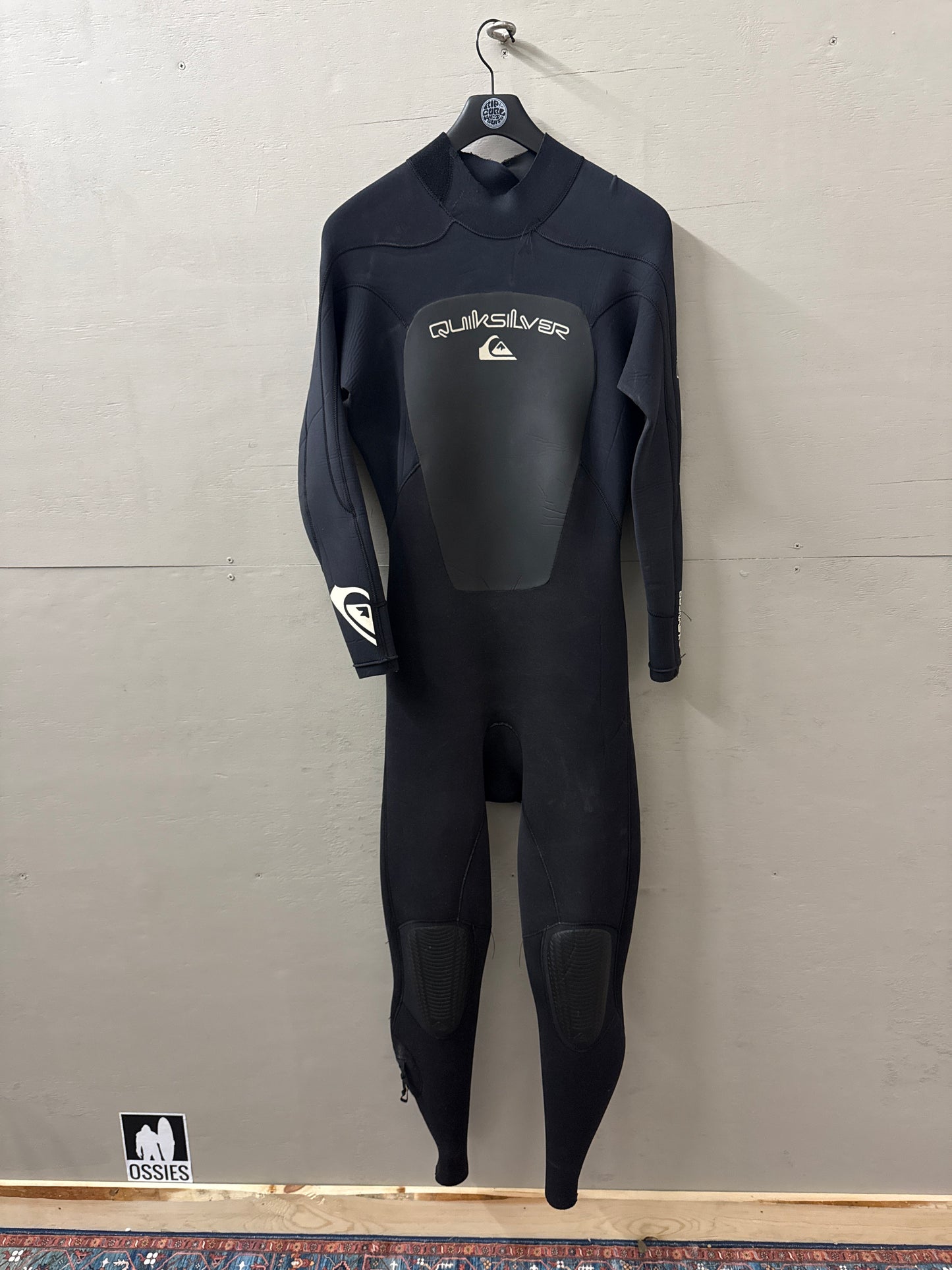 USED 4/3MM Men's Quicksilver Backzip Wetsuit - Size XL (6'0"-6'2" | 190-210 lbs) - Good