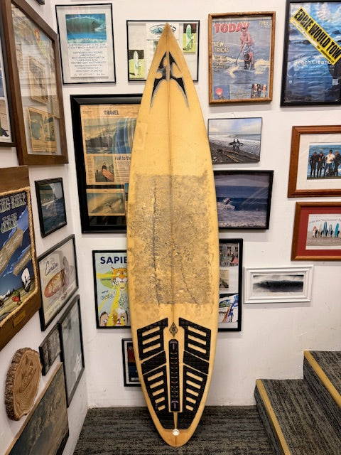 South Coast 6'10" X 18 ½ X 2 ⅞ | Surfboard USED