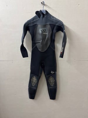USED Youth 4/3MM Nitroplus Wetsuit - Size Youth 10 (4'7"–4'10" | 75–90 lbs) - Good
