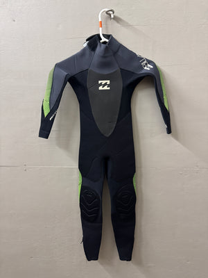 USED Youth 3/2MM Billabong Wetsuit - Size 6 (4'1"–4'4" | 50–65 lbs) - Good