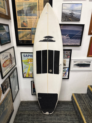 Cypress Surf 5'7" X 18 ¾ X 2 ⅜ | Surfboard USED