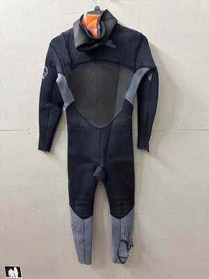 USED Men's 5/4MM Xcel Infiti Wetsuit - Size L (5'10"-6'0" | 170-190 lbs) - Salvage