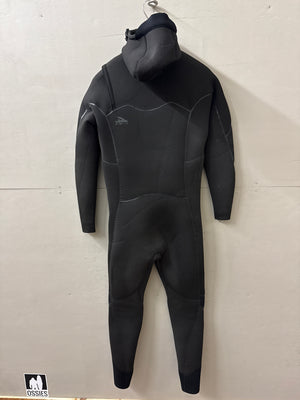 USED Men's 5.5/4MM Patagonia Hooded Wetsuit - Size XLS (5'8"-5'11 | 180-200 lbs) - Good