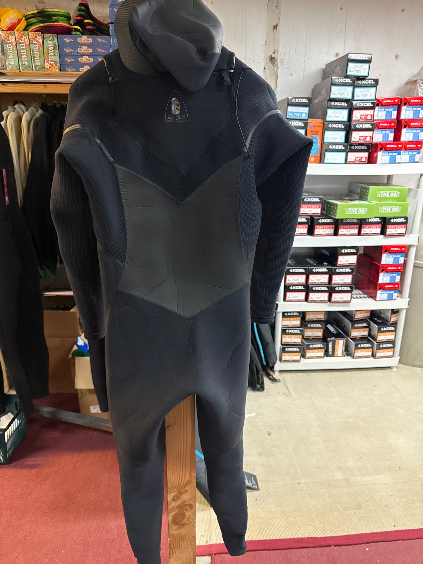 USED Men's 4/3 O'Neill Mutant Wetsuit - Size XL (6'0"-6'2"| 190-210 LBS) - Good