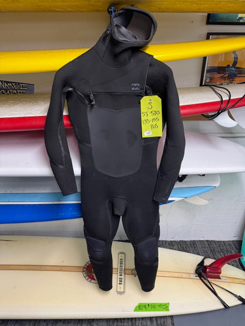 Used 5/4 S Billabong Wetsuit
