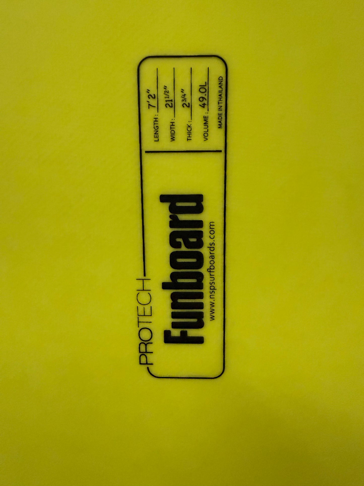 NSP Protech Fun 7'2" X 21 ¹/₂" X 2 ³/₄" | 49L | Epoxy Surfboard - Lemon