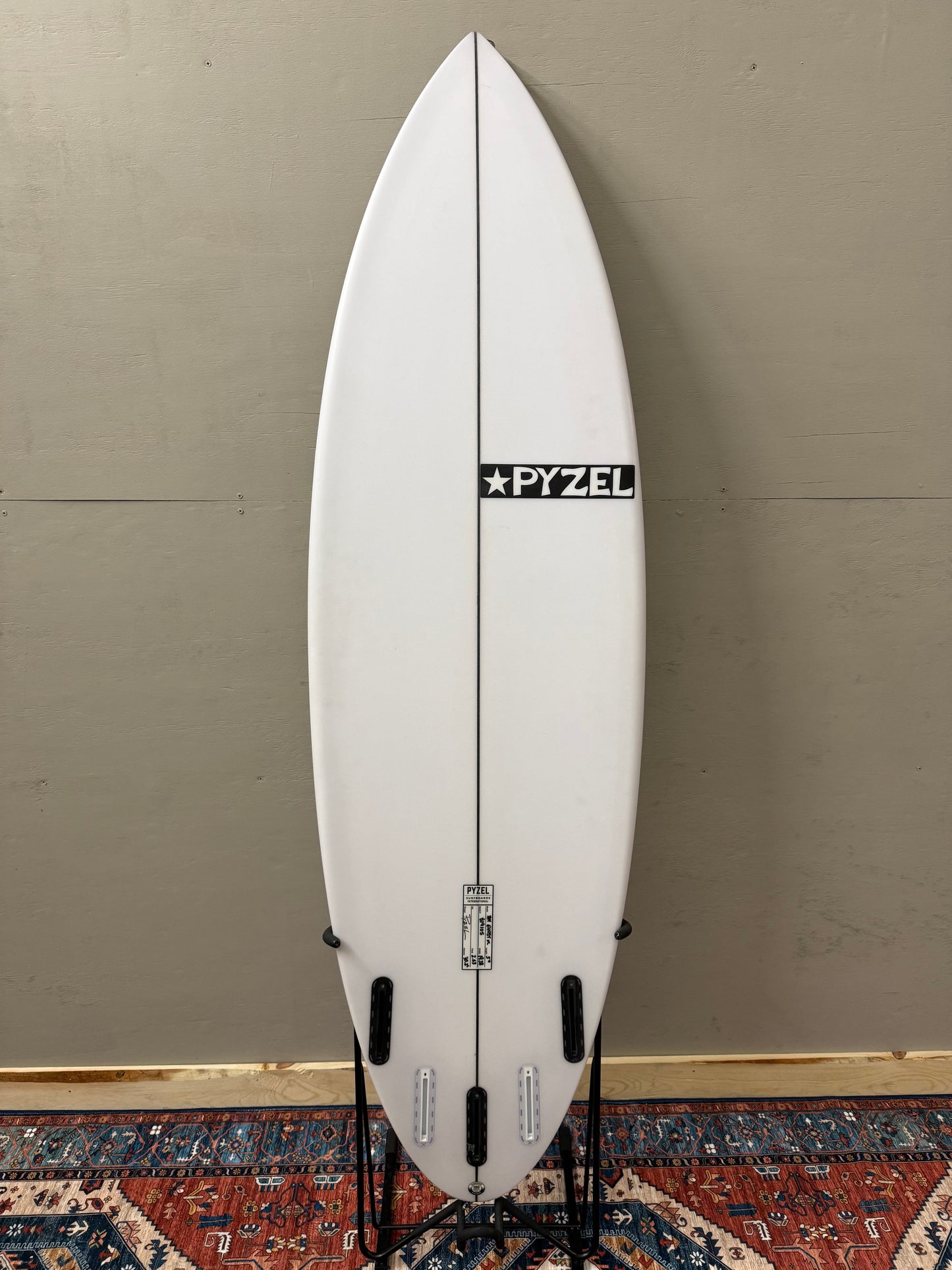 Pyzel Ghost XL 5'11" X 19.38 X 2.63 | 30.2L PU Surfboard
