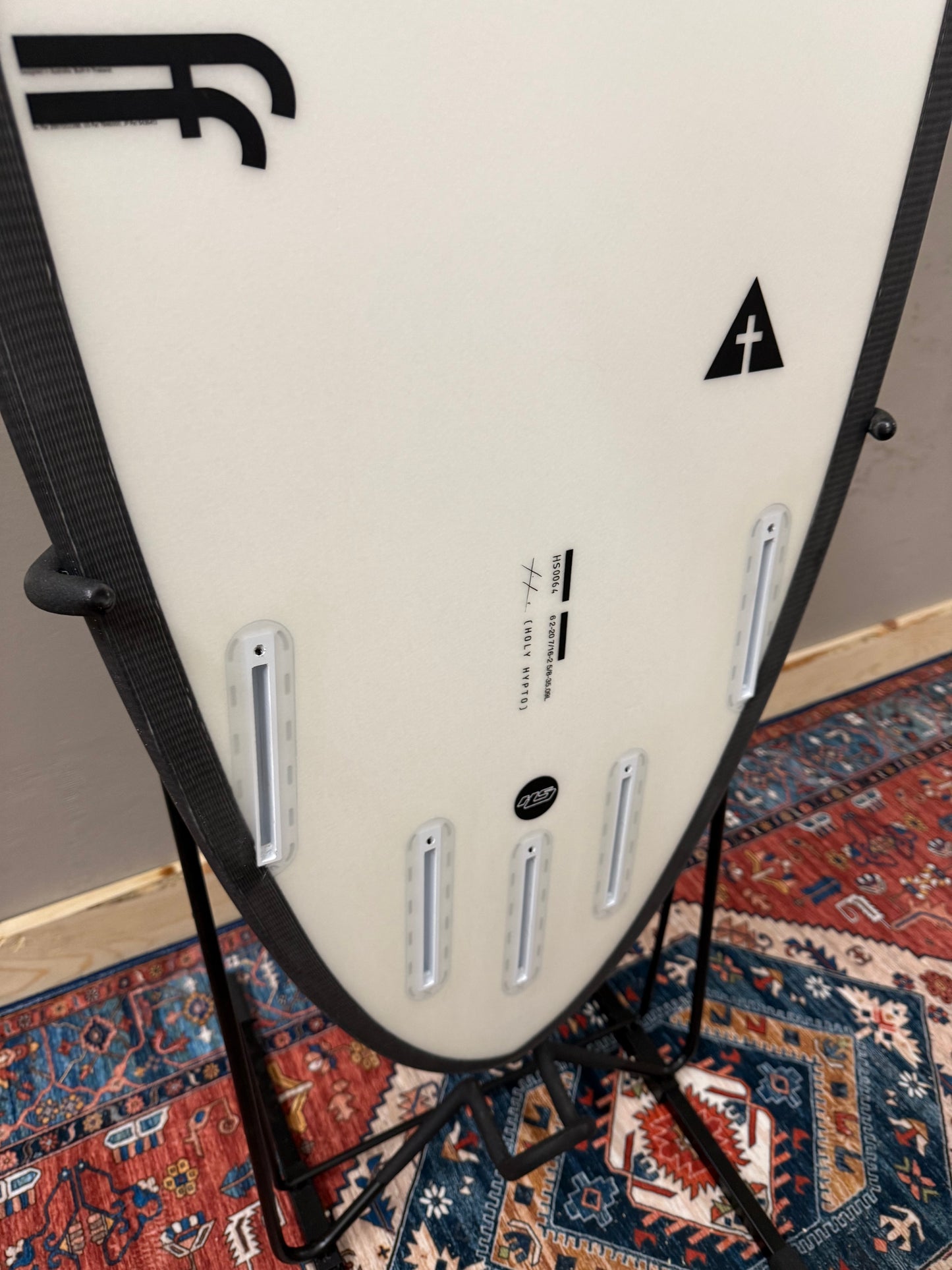 Hayden Shapes Holy Hypto 6'2" X 20 ⁷/₁₆ X 2 ⁵/₈ | 35.09L | Epoxy Surfboard