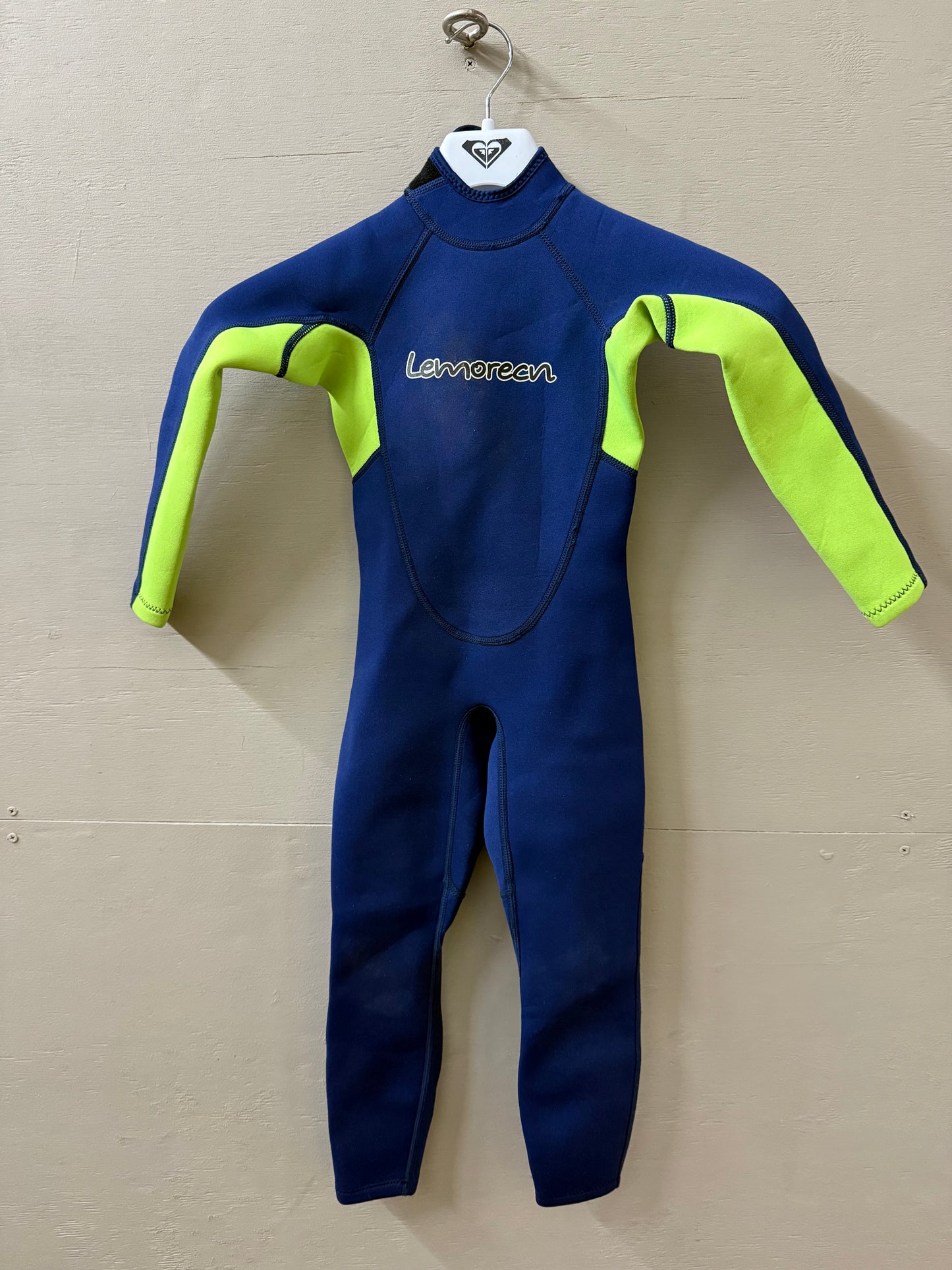 Used 2MM Youth Suit Size 4