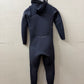 Used Womens Need Essentials Hooded 4/3 Size 8 (5'5"-5'7" | 120-135 lbs)