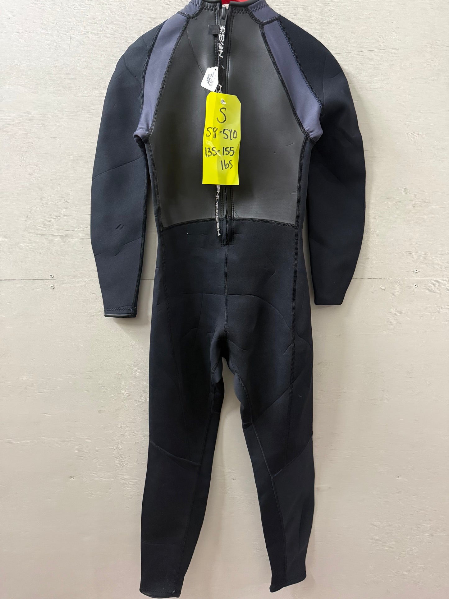 Used Men's 3/2MM Henderson Black Maxx