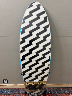 Catch Surf Wave Bandit Performer 5'6" x 21" x 2 ⁷⁄₈ | 42L | Soft Surfboard