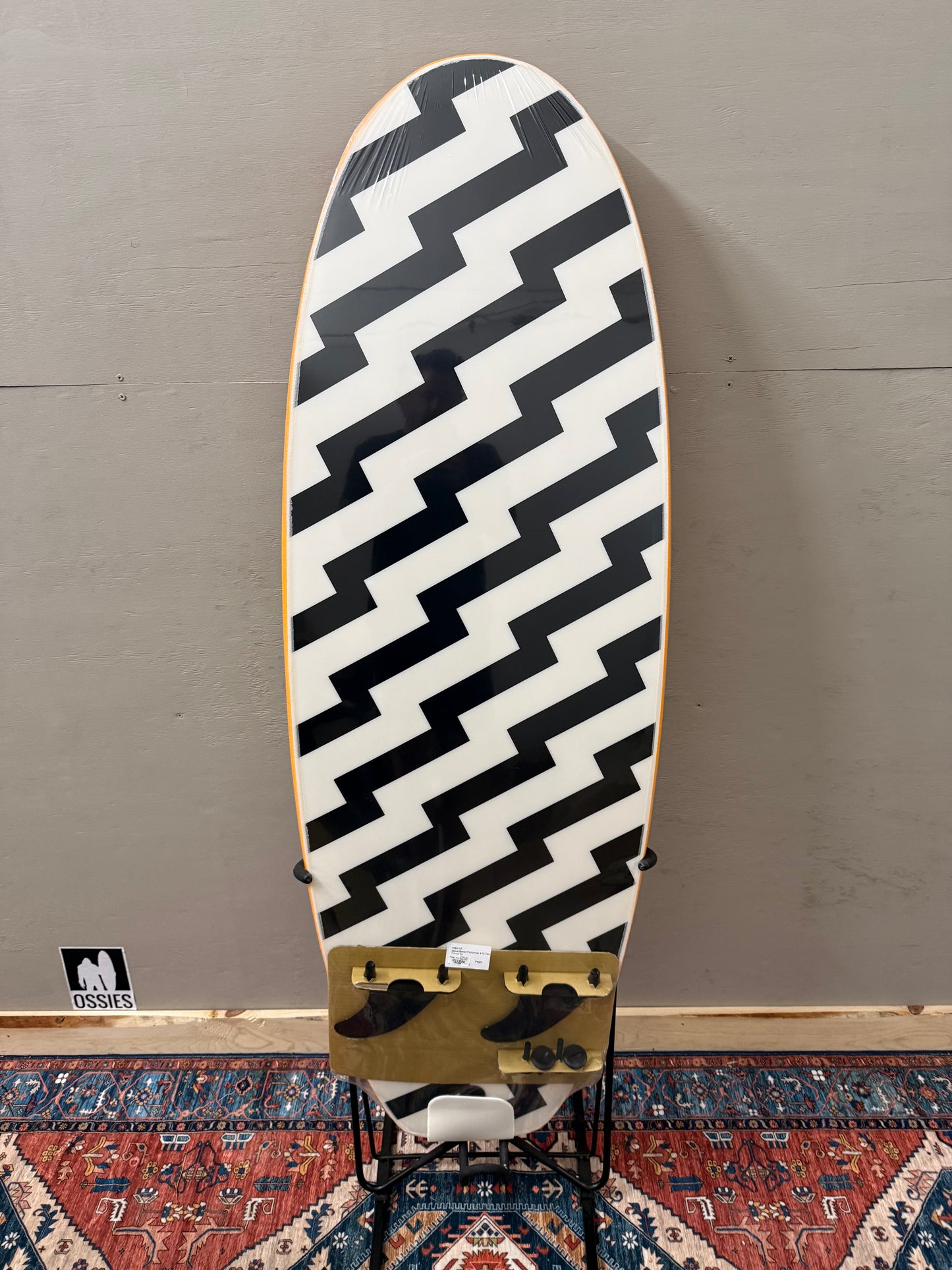 Catch Surf Wave Bandit Performer 4'10" x 19 ¹⁄₂ x 2.9" | 35L | Soft Surfboard-Orange