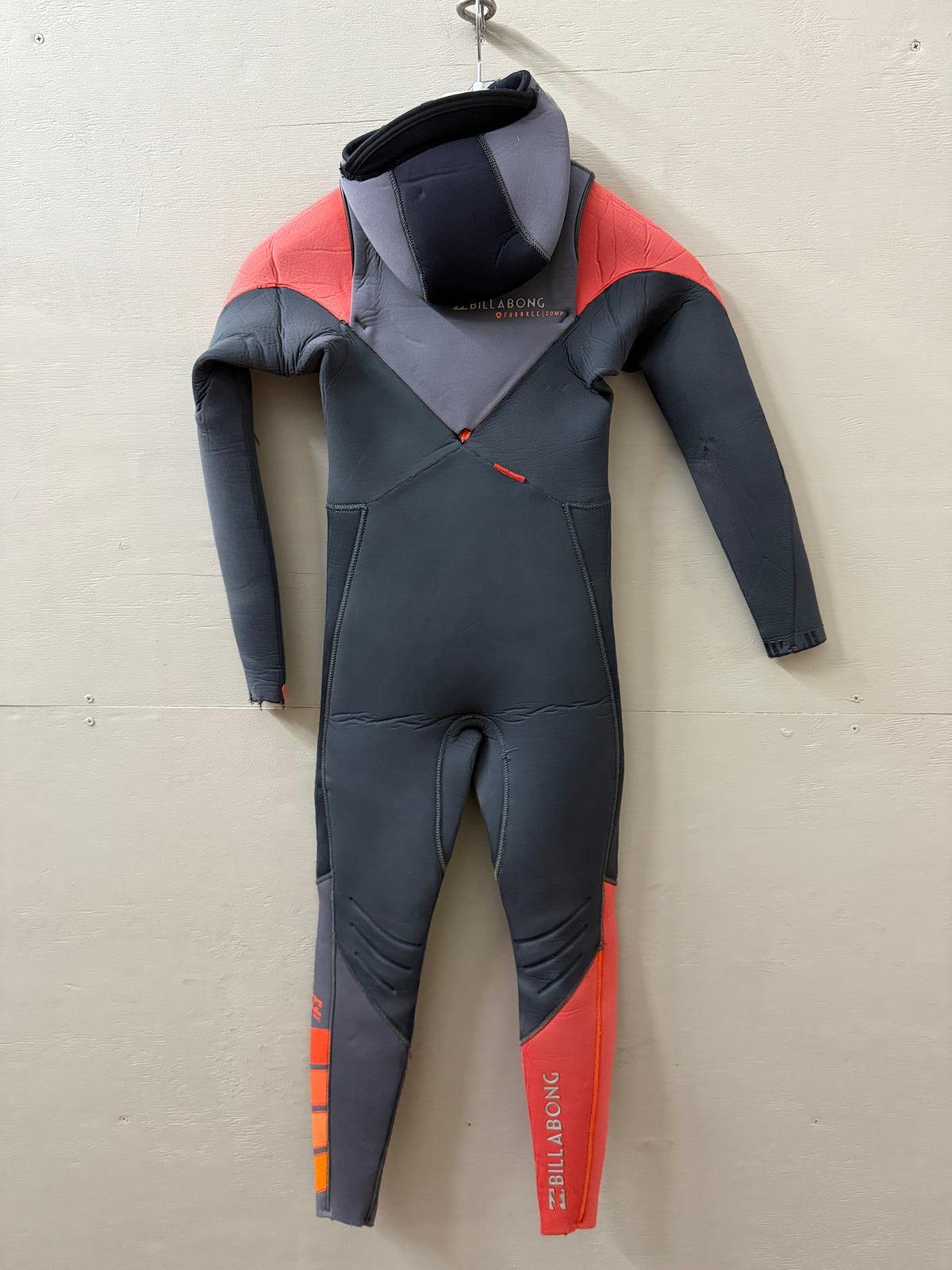 Used Y8 5/4 Billabong
