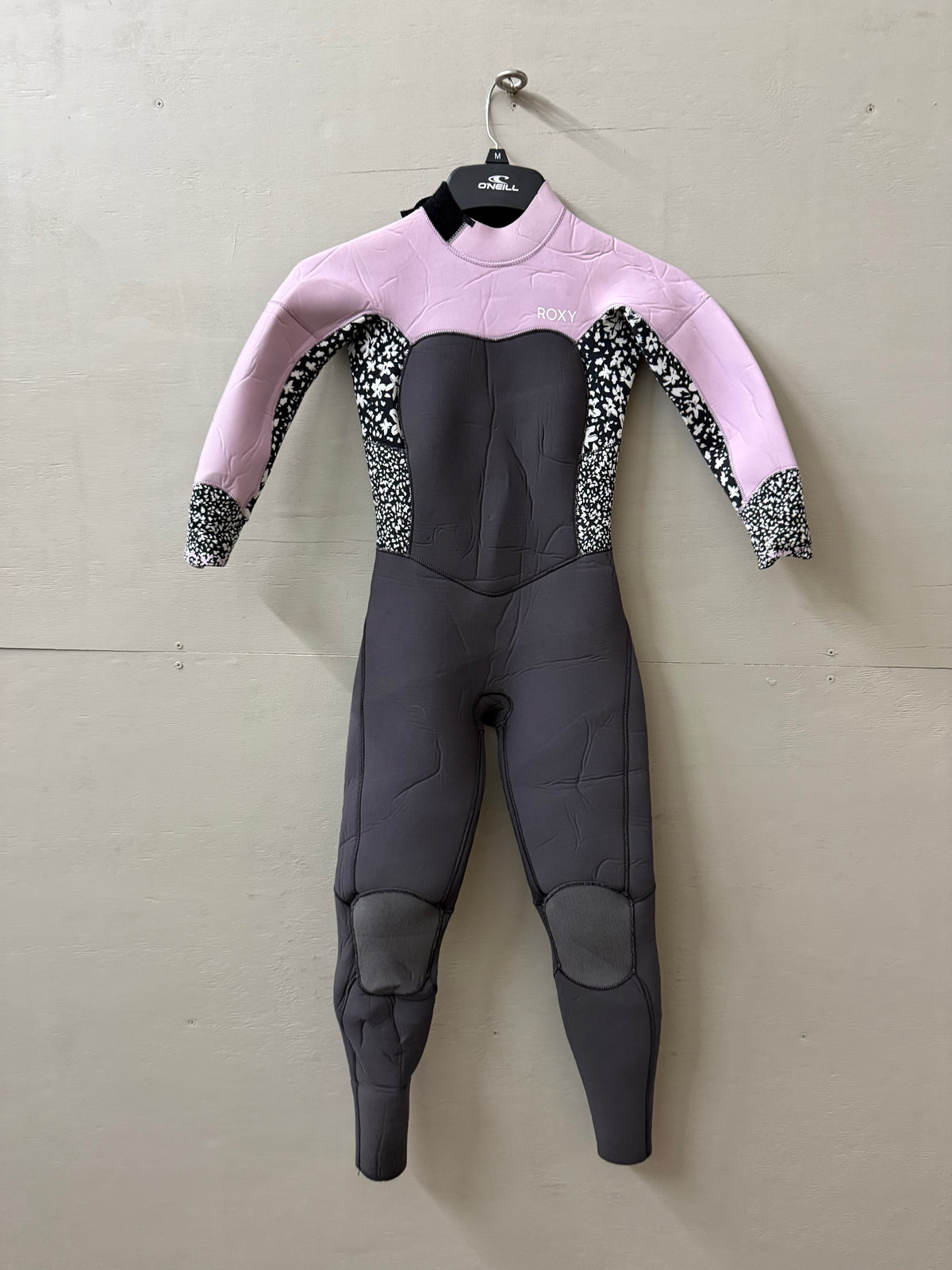 USED Youth 4/3MM Roxy Wetsuit - 14 (5'1"–5'4" | 105–120 lbs) - Good