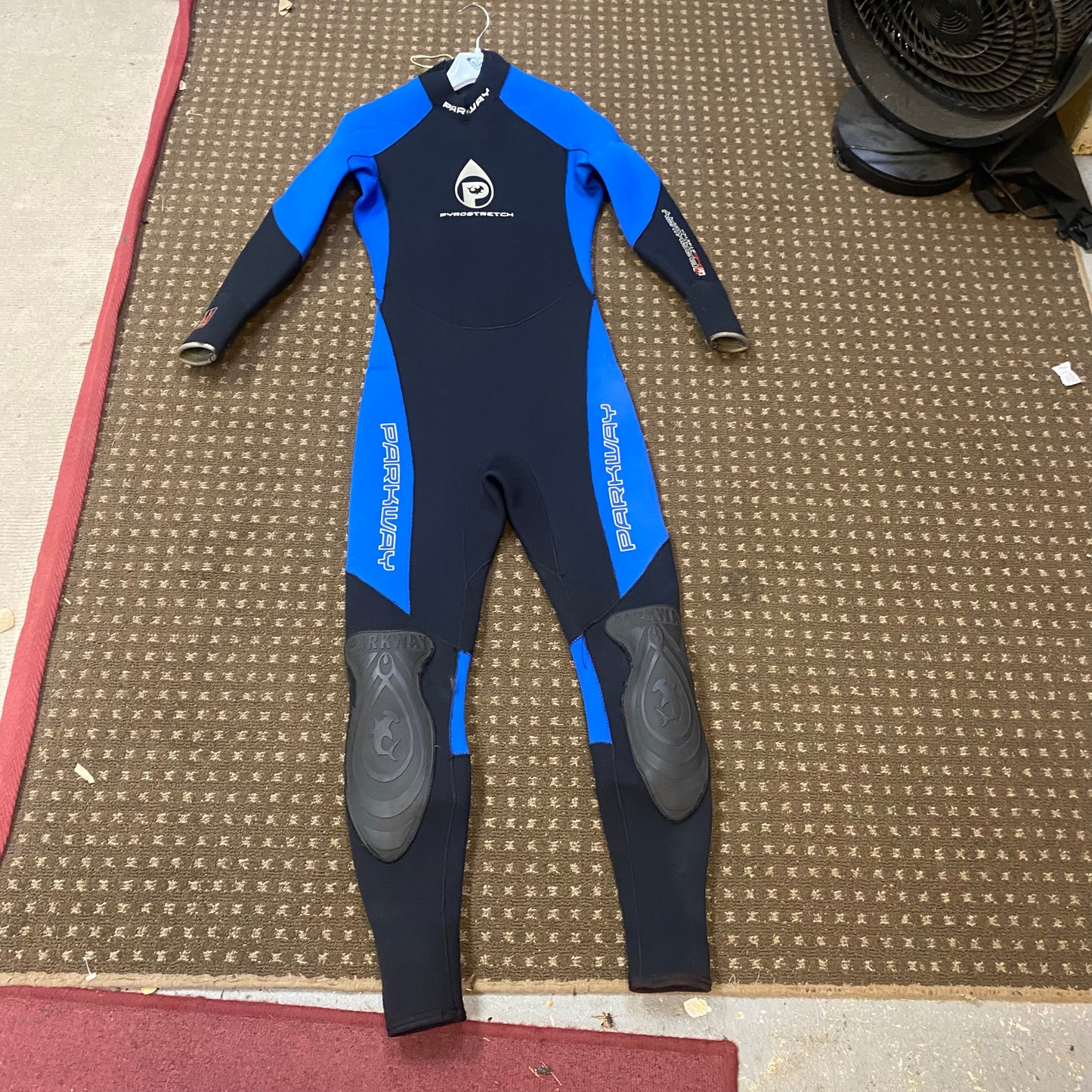 Used 5MM Wetsuit Medium