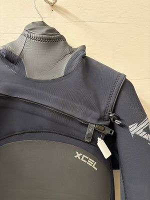 Xcel Men's USED 5/4mm C/Z Wetsuit w/Hood | Size XXL