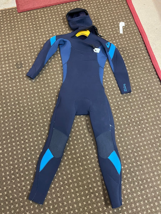 Used K10 5/4/3 Kids Wetsuit