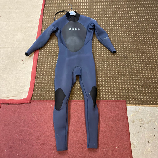 Used ML Xcel Wetsuit