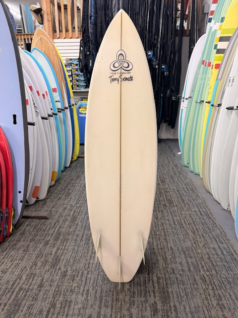 Used 6'5 Terry Senate w/Fins