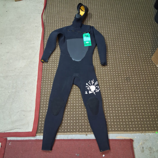 USED M 6/5 XCEL HOODED