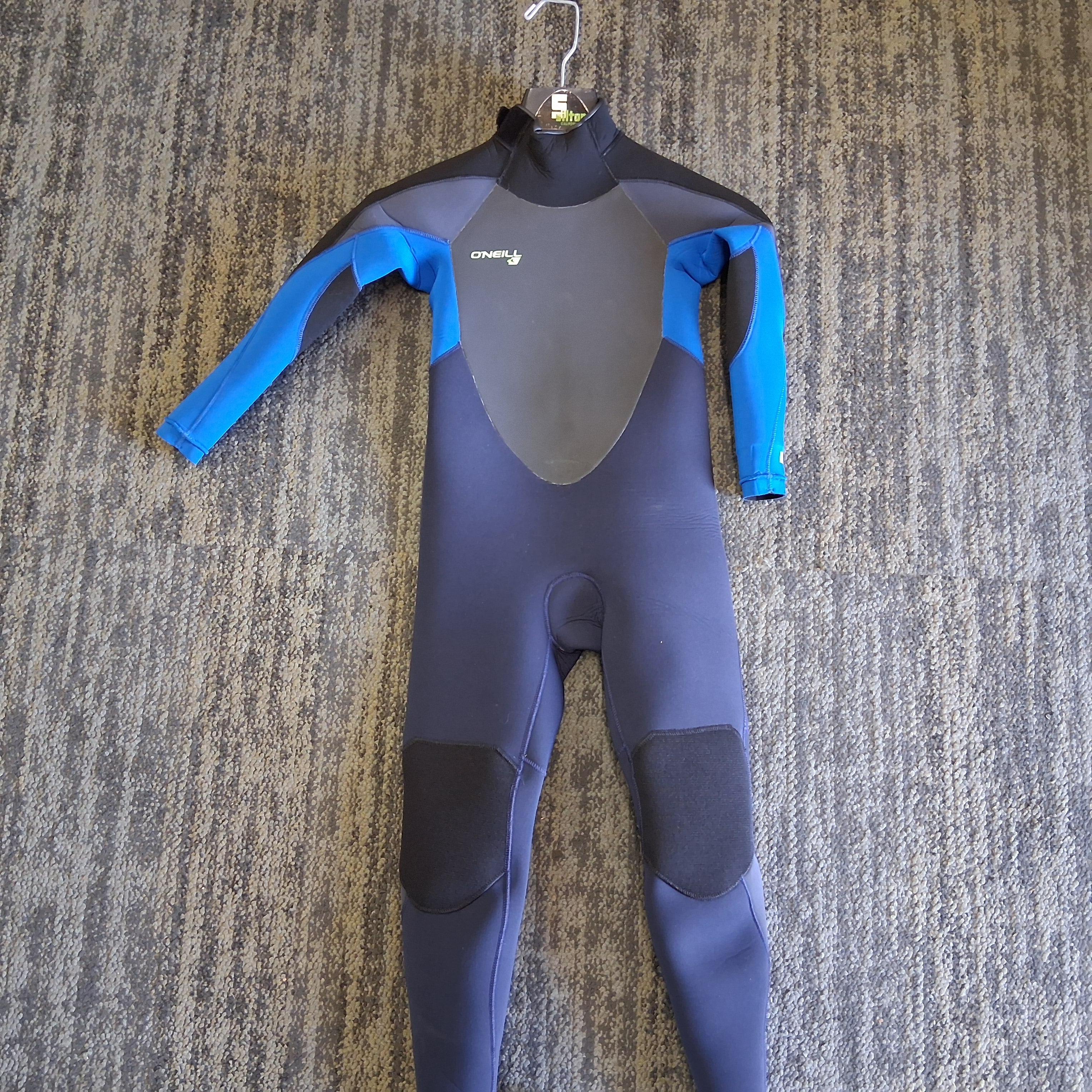 ハリウッドwetsuits kids150前後 used美品 KN54AXG0_XCEL_GRE_FRT1_1024x10
