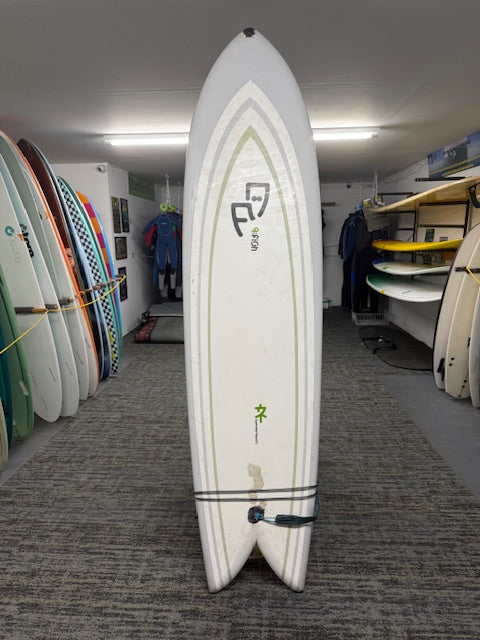 Used 7'4 Super Fish w/Fins & Leash