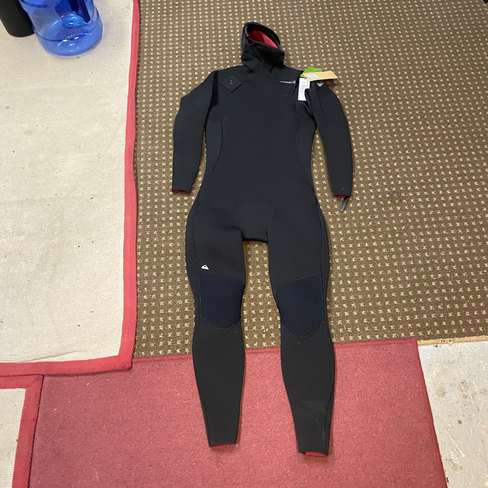 Used LT 4/3 Hooded Quicksilver Wetsuit