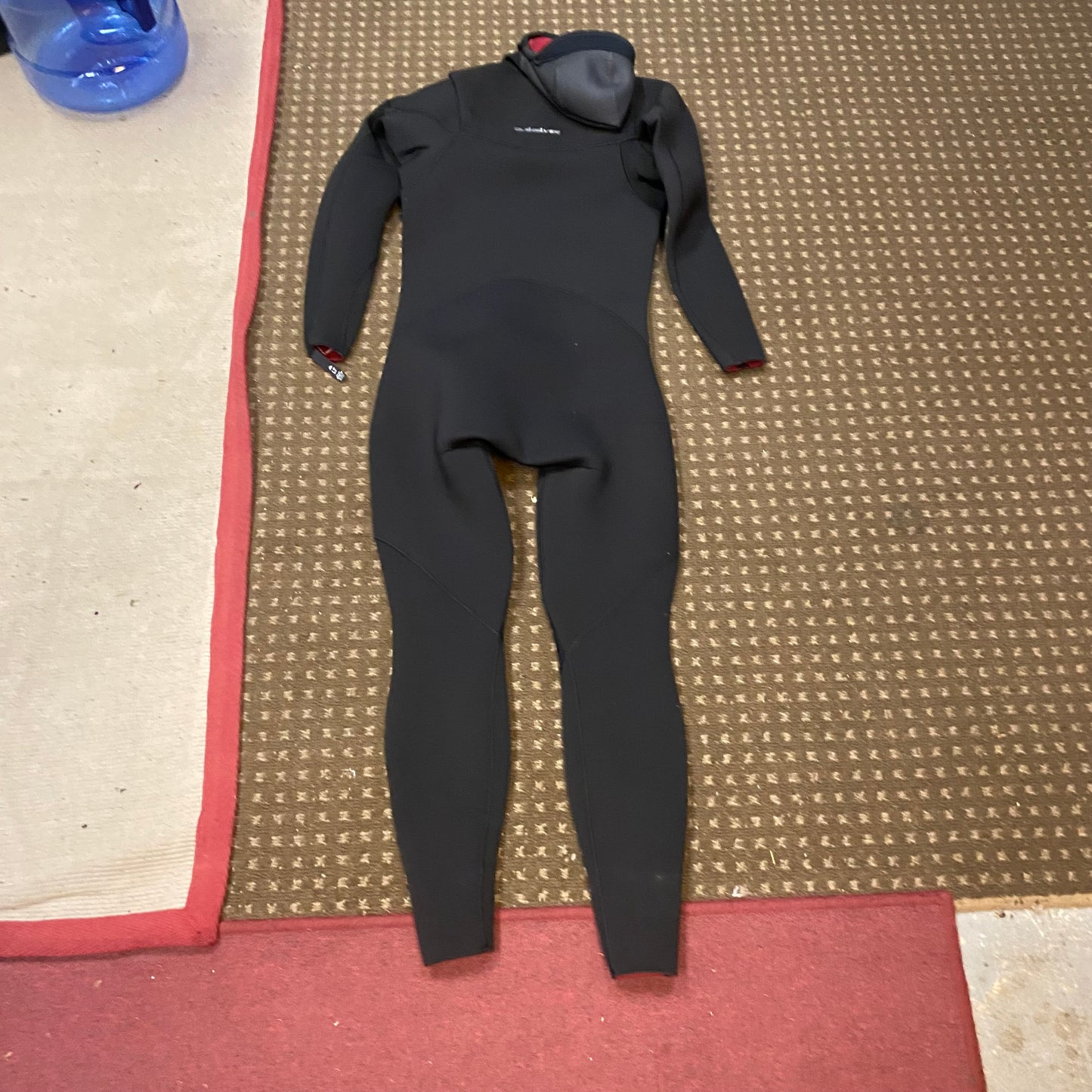 Used LT 4/3 Hooded Quicksilver Wetsuit