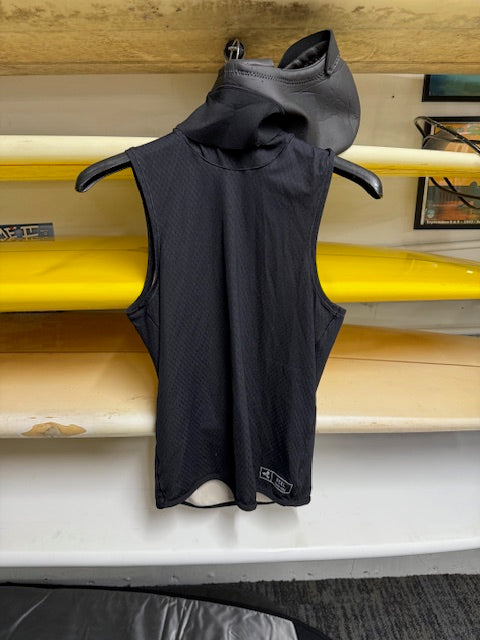 Used L Hooded Rash Guard