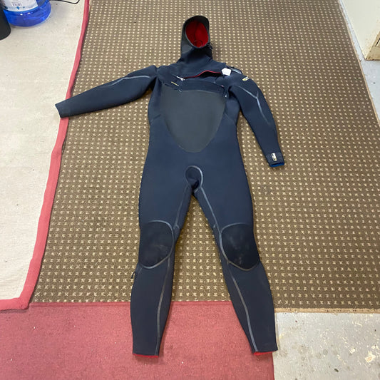 Used XLS 5/4 Oneil Hooded Wetsuit