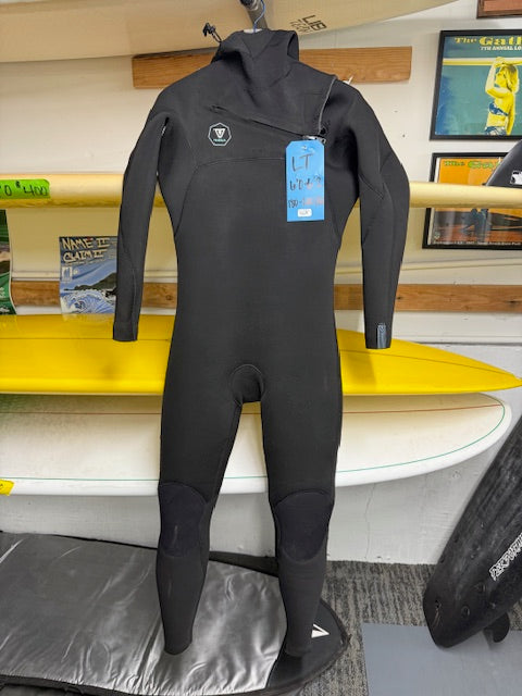 Used 5/4 LT Vissla Hooded Wetsuit