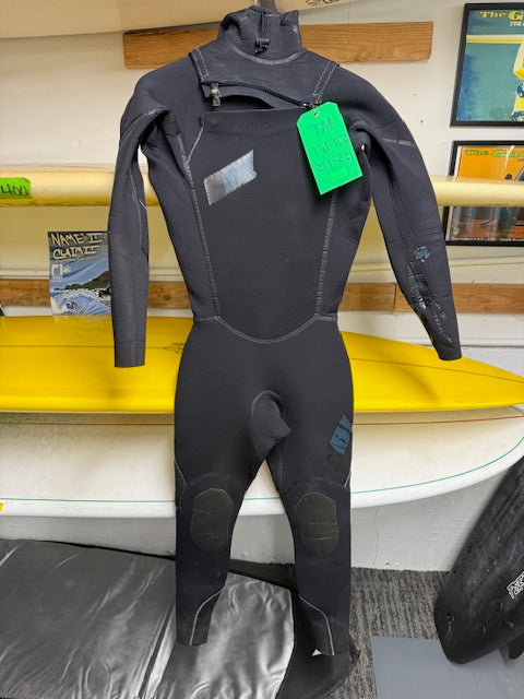 Used 5'4 MT Buell Hooded Wetsuit