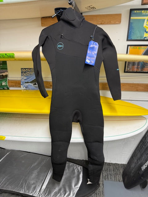 Used 4'3 XLT Dakine Hooded Wetsuit